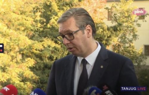 Vučić iz Praga: Jedino se zaklinjem u Ustav Srbije, Miroslavljevo jevanđelje i interes Srbije