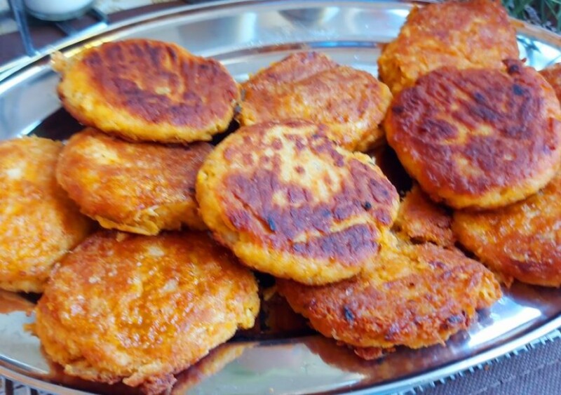 Brzinom munje će nestati s tanjira: Najbolji recept za pileće pljeskavice (VIDEO) - Objektiv