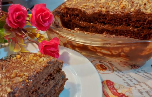 Da sva čula uživaju: Čarobni kolač sa orasima i čokoladom (RECEPT+VIDEO)