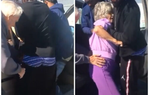 Policajka ZANEMELA kada je videla šta trojica mladića RADE starici (89): Sve snimila kamerom (VIDEO)