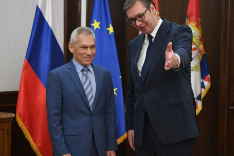 Sastali se Vučić i Harčenko: Iskren razgovor sa ambasadorom kao i uvek! (FOTO)