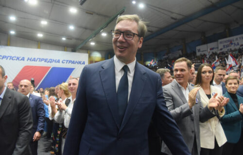 SNAŽNA poruka predsednika Vučića na obeležavanju 14 godina postojanja SNS: "Srbija nije šaka zobi"