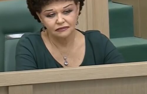 Detalj na telu ruske političarke šokirao svet: Ona tvrdi da je sve PRIRODNO, ljudi u neverici (VIDEO)