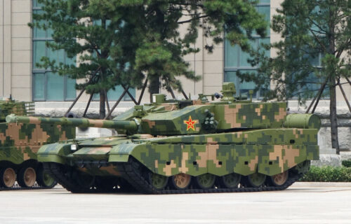 Najveći rival Armate i Abramsa: Novi kineski tenk donosi promene na bojnom polju (FOTO)