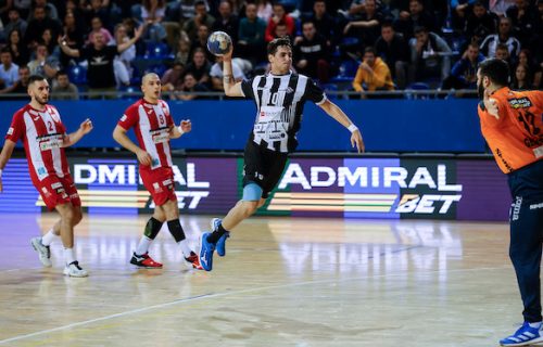 Partizan zgazio Zvezdu u derbiju: Kojadinović blistao pred više od 1.000 navijača!