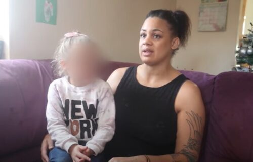 Čula je ćerkin (4) VRISAK iz toaleta, a nije ni slutila o čemu je reč: Kad je ušla, zatekla HOROR (VIDEO)