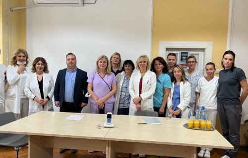 CarGo i Manastir Hilandar donirali aparat za skrining sluha Institutu za neonatologiju