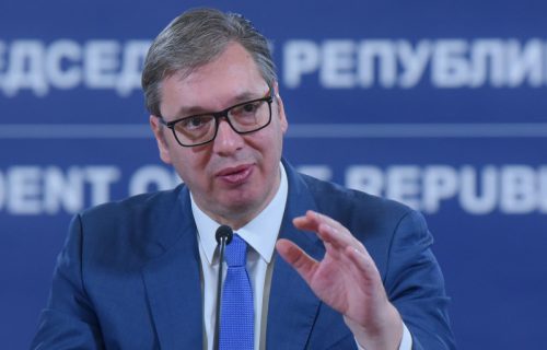 Vučić: Držaćemo se zajedno, čvrsto i odlučno, SRBIJA ĆE POBEDITI (VIDEO)