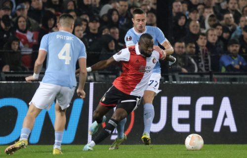 Južne vesti - Igrači i navijači FK Radnički Niš posle pobede u prvom meču  prvog kola kvalifikacija za Ligu Evrope protiv Gzira United F.C. (4:0) na  stadionu Čair.