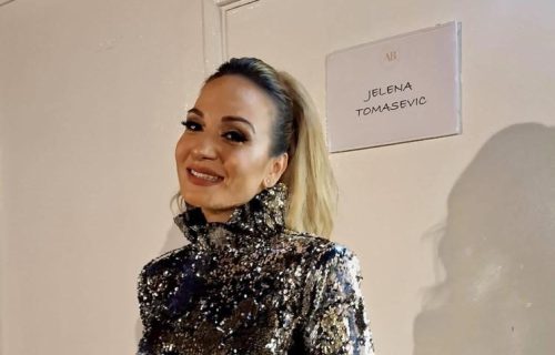 Jelena Tomašević ODUŠEVILA na koncertu Bočelija u Abu Dabiju: Umetnika pratio orkestar RTS (FOTO+VIDEO)