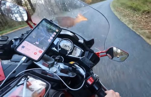 ŠOK SNIMAK: Motociklom naleteo na jelena pri brzini 87 km/h (VIDEO)