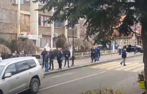 Nakon što su lopovi pokušali da otmu novac u Leposaviću, oglasila se Narodna banka Srbije!