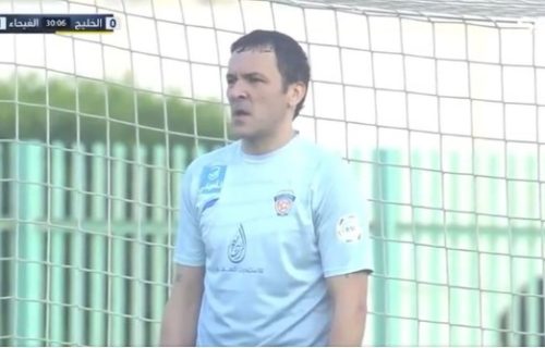 Vladimir Stojković proživljava novu mladost: Srbin sa 39 godina odbranio penal Albancu! (VIDEO)