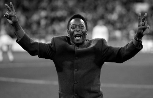 Poštovanje za Ronalda, Krojfa, Mesija i ostale, ali stanite iza Pelea u red! (VIDEO)