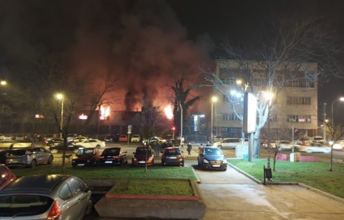 Ponovo POŽAR u centru Beograda: Vatrena stihija guta zgradu, vatrogasci stigli na lice mesta (FOTO+VIDEO)