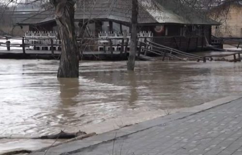 Država obezbedila novac za sanaciju objekata oštećenih TOKOM POPLAVA