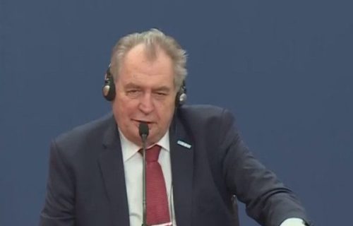 Zeman: "Priznavanjem tzv. Kosova Zapad napravio opasan presedan "