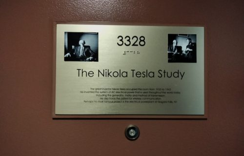 Zavirite u SOBU u kojoj je umro Nikola Tesla: Hotel u Njujorku čuva uspomene na srpskog naučnika (FOTO)