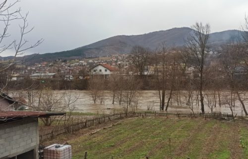 Vodostaji rastu, ovo su NAJKRITIČNIJE TAČKE: U Prijepolju i Sjenici vanredna situacija