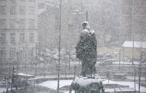 Red SNEGA, pa red KIŠE: Evo kakve nam vremenske prilike donose dani vikenda