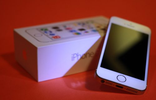 Apple objavio nadogradnju za devet godina stari iPhone 5S
