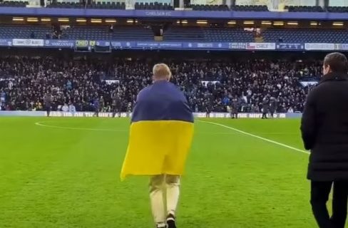 Da li je politika umešala prste? 20.000.000 od Mudrikovog transfera u Čelsi ide ukrajinskoj vojsci?!