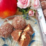 Slatkiš gotov za pet minuta: Čarobne kuglice sa orasima, čokoladom i plazmom (RECEPT+VIDEO)