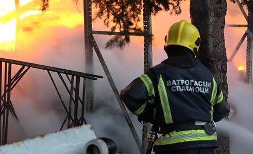 MUP povodom tragedije u Novom Pazaru: Deca najverovatnije stradala od gušenja ugljen monoksidom