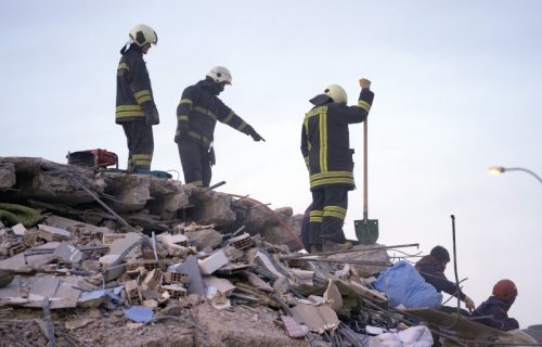 Dokaz da se ČUDA dešavaju: Dečak izvučen ŽIV iz ruševina posle 260 sati od zemljotresa u Turskoj