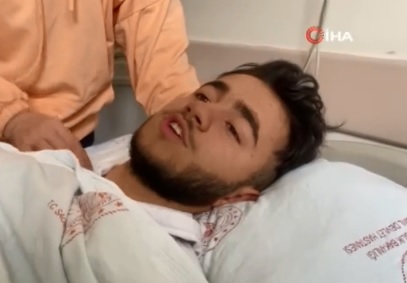 Neverovatna priča iz Turske: Mladi fudbaler pronađen u ruševinama, preživeo zahvaljujući maminom cveću!