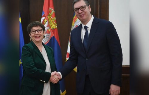 Vučić sa delegacijom EBRD o strateškim projektima i investicijama u oblasti infrastrukture i energetike