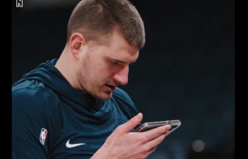 Ovo je nova strast Nikole Jokića: Srbin vrisnuo od sreće kad je pogledao u telefon! (VIDEO)