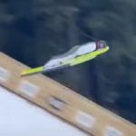 Kad te pad na ski skokovima učini slavnim: Jugosloven pobedio "u drugoj" disciplini (VIDEO)