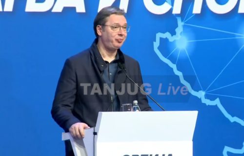 "Nismo daleko od izbijanja TREĆEG svetskog rata, važno je da izbegavamo tuđe sukobe i da gradimo SRBIJU"