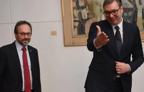 "Srbija je POSVEĆENA svom evropskom putu": Vučić se sastao sa šefom Delegacije Evropske unije Žiofreom