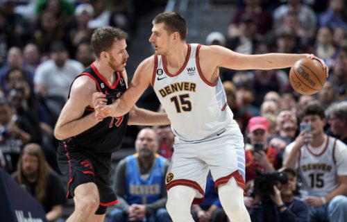 Ko to kaže da Jokić ne igra odbranu?! MVP sjajnom reakcijom rešio meč sa Torontom (VIDEO)