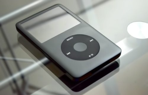 Novi Apple patent: iPod se vraća, ali u sasvim drugačijem obliku? (FOTO)
