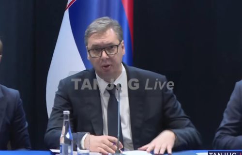 "Juče smo Briselu uputili predlog po pitanju tablica" - Vučić poručio u Raškoj: Moramo da se borimo