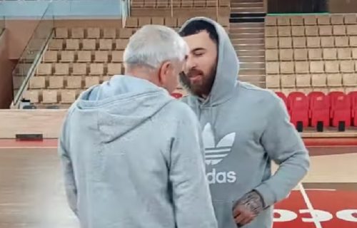 Majk Džejms upao na trening Partizana u Monte Karlu: Najbolji igrač Monaka imao je dobar razlog! (VIDEO)