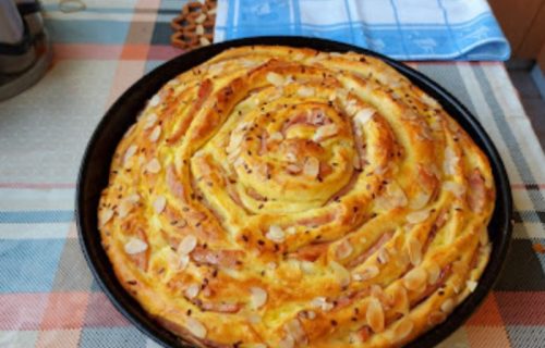 Punjena pita sa sirom i šunkom: Ne zna se da li je lepša ili ukusnija (RECEPT + VIDEO)