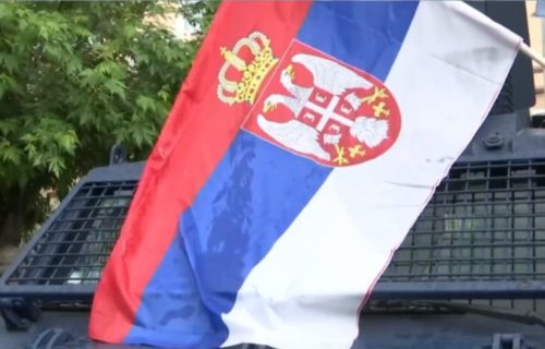 Gradonačelnici Zubinog Potoka i Zvečana od sutra neće ići u svoje kancelarije