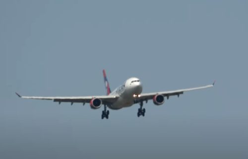 Letovi na beogradskom aerodromu KASNE ZBOG KVARA: Stvaraju se velike gužve, oglasili se iz "Er Srbije"