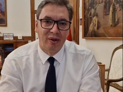 Vučić otkazao put u Bratislavu: Ostajem sa svojim narodom i našim vojnicima (VIDEO)