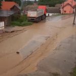 POTOP KOD NOVOG SADA: Cela ulica pod vodom (VIDEO)