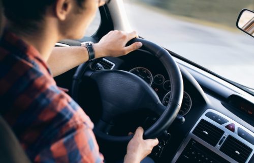 Ako vozite NEISPAVANI to je isto kao da ste PIJANI za volanom: Zapanjujući zaključci istraživanja