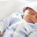 Rođena beba koju su nosile DVE MAJKE: Tako nešto se desilo samo dva puta u istoriji