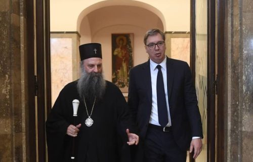 Vučić čestitao Vaskrs Patrijarhu: "Praznik pobede života nas inspiriše da ostanemo istrajni"