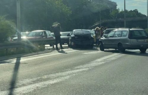 Kolaps na auto-putu: Lančani sudar kod Arene, policija vrši uviđaj (FOTO)