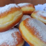 Najbolji recept za krofne: Baka objašnjava kako da vam svaki put krofne budu vazdušaste (RECEPT+VIDEO)