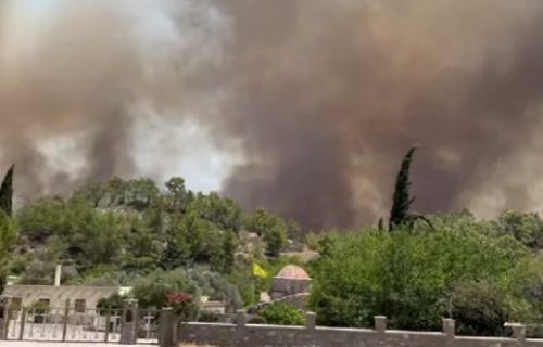 Vatra opkolila manastir Fari na Rodosu: U njemu je ikona Arhangela Mihaila za koju se veruje da je čudotvorna